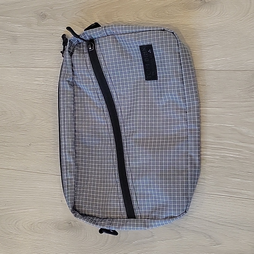 Tom bihn design lab packing cube shoulder bag